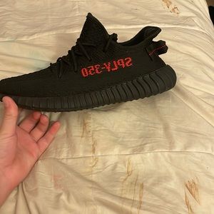 Yeezy 350 bred v2
